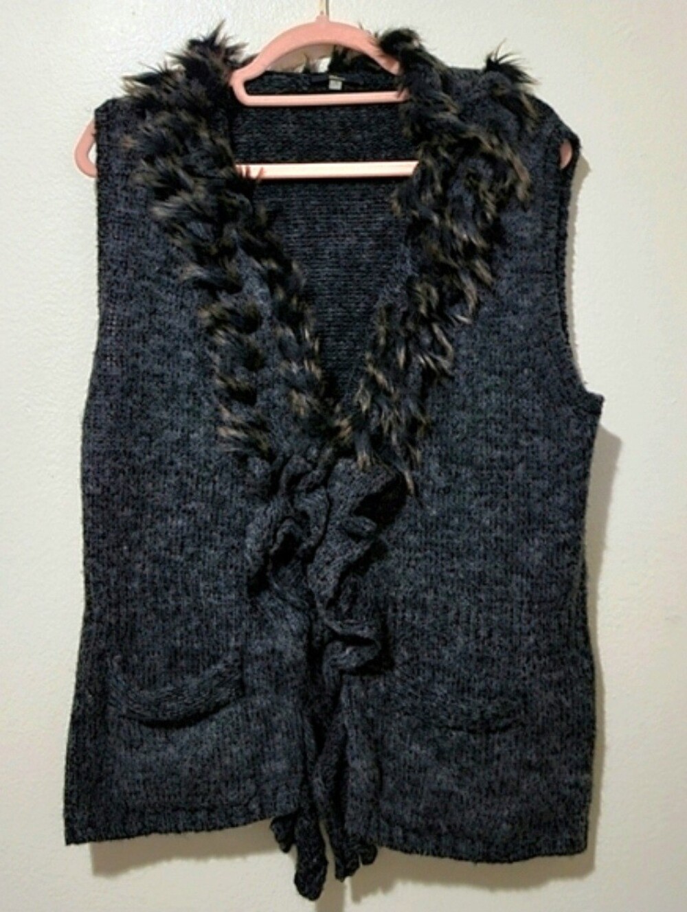 Milano Boho Charcoal Gray Wool Blend Faux Fur Trim Knit Vest Size Large